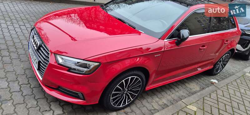 Хэтчбек Audi A3 2018 в Львове фото 5 Хэтчбек Audi A3 2018 в Львове