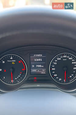 Седан Audi A3 2014 в Шумске