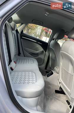 Седан Audi A3 2014 в Шумске