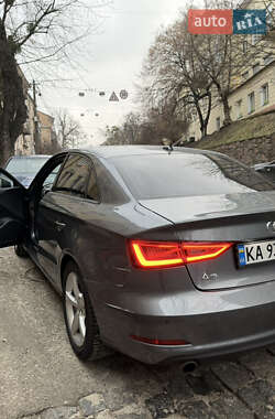 Седан Audi A3 2015 в Киеве