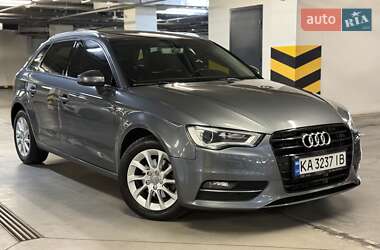 AUDI A3 2016