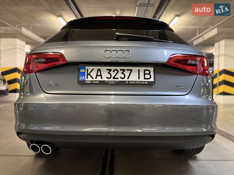 Хэтчбек Audi A3 2016 в Киеве