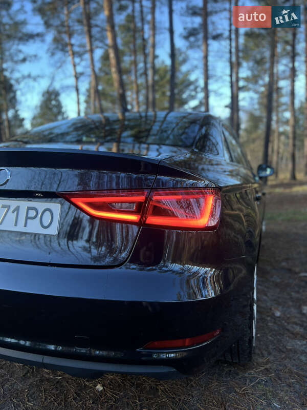 Седан Audi A3 2014 в Киеве