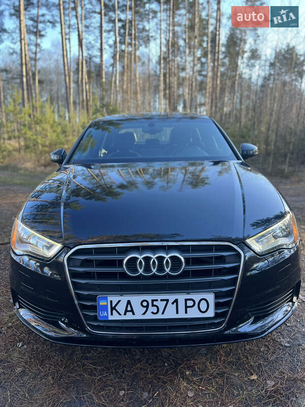 Седан Audi A3 2014 в Киеве