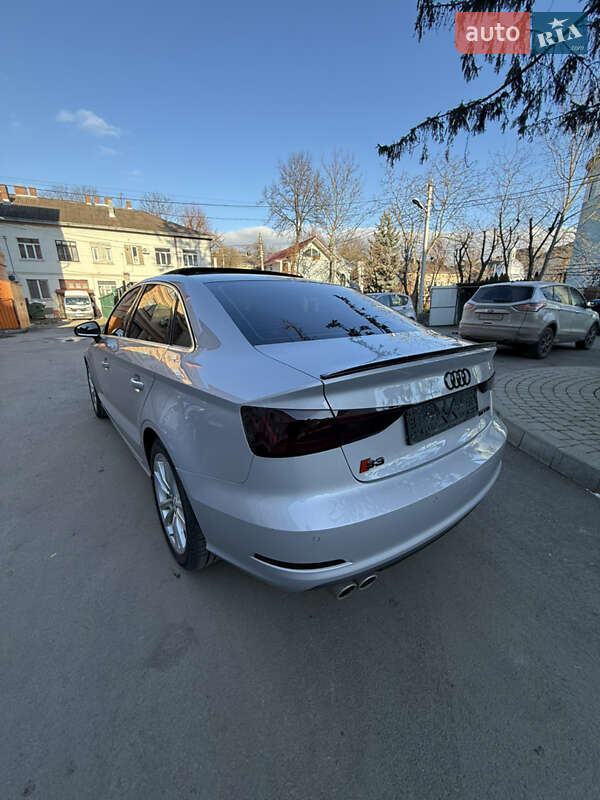 Седан Audi A3 2013 в Ивано-Франковске