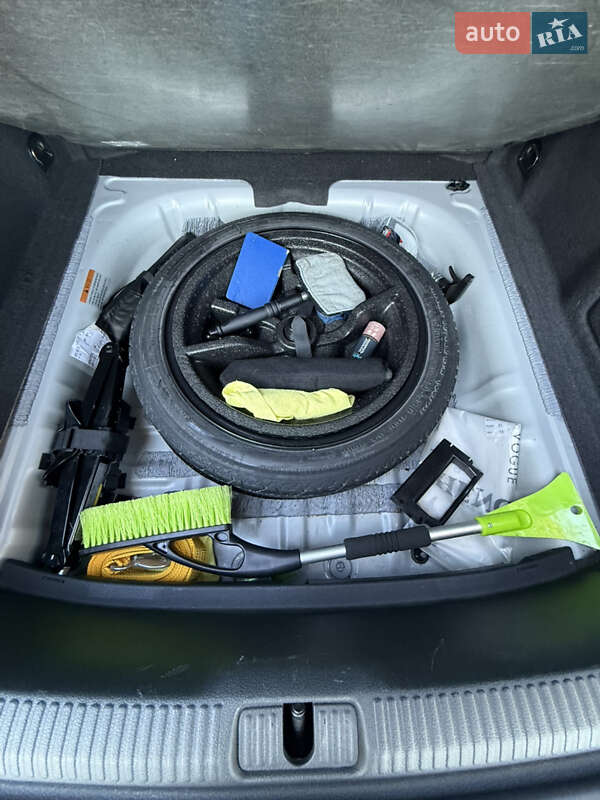 Седан Audi A3 2013 в Ивано-Франковске