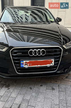 Седан Audi A3 2014 в Києві