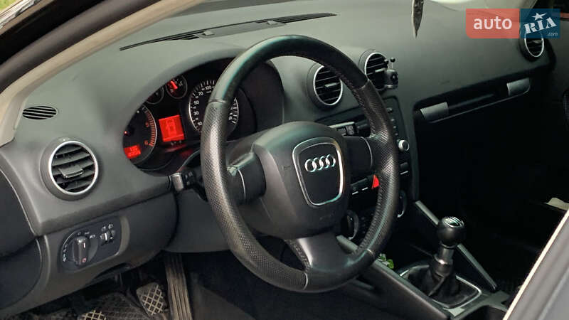 Хэтчбек Audi A3 2007 в Луцке