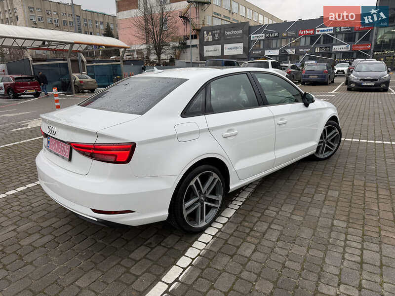 Седан Audi A3 2018 в Львове фото 14 Седан Audi A3 2018 в Львове