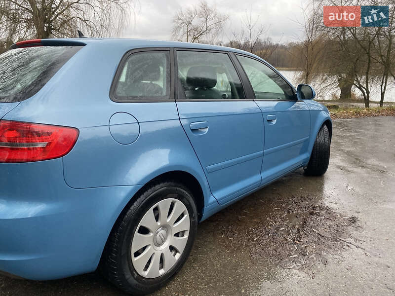 Хэтчбек Audi A3 2009 в Борщеве