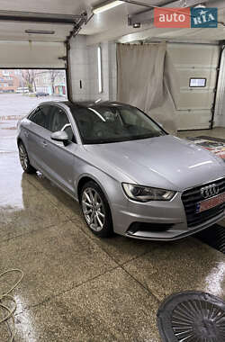 Седан Audi A3 2016 в Харькове