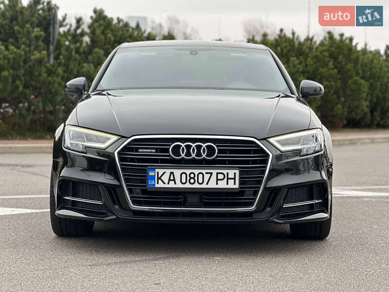 Седан Audi A3 2019 в Киеве