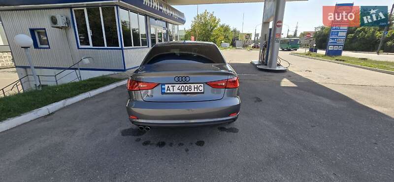 Седан Audi A3 2014 в Ивано-Франковске