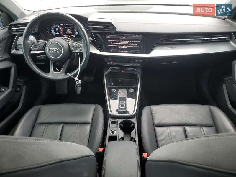 Седан Audi A3 2022 в Львове