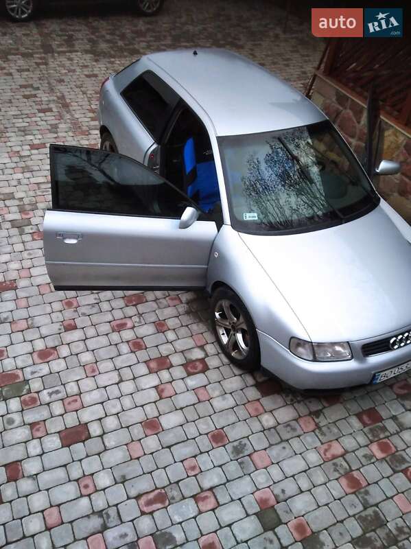 Хэтчбек Audi A3 1997 в Тернополе