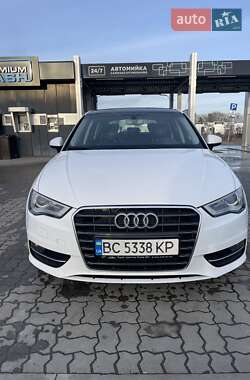 Хетчбек Audi A3 2015 в Кам'янці-Бузькій