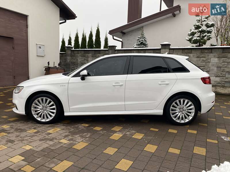 Хэтчбек Audi A3 2017 в Ровно фото 2 Хэтчбек Audi A3 2017 в Ровно