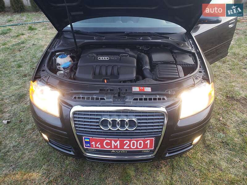 Хэтчбек Audi A3 2006 в Новояворовске