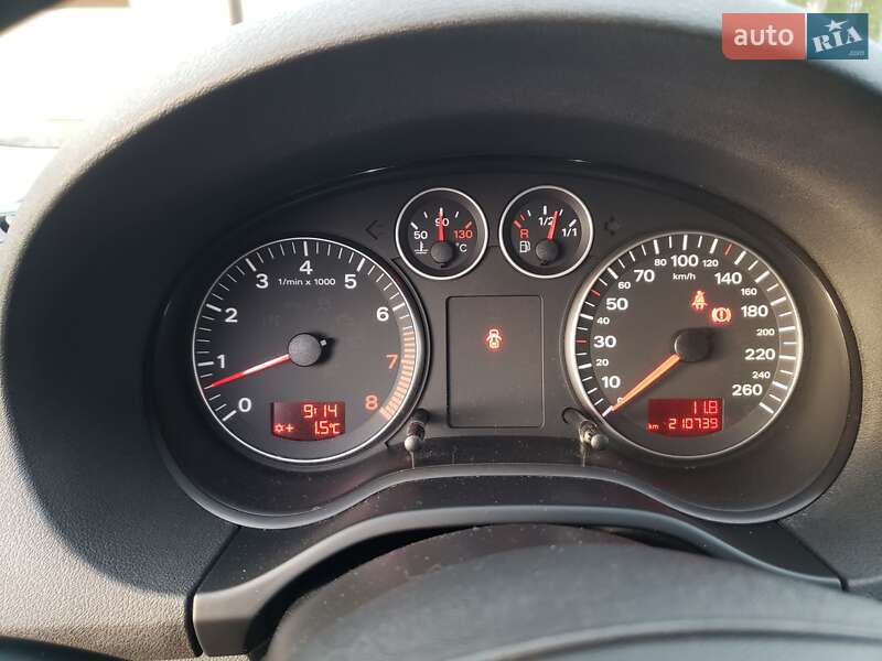 Хэтчбек Audi A3 2006 в Новояворовске
