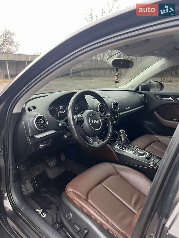 Седан Audi A3 2015 в Новояворовске фото 7 Седан Audi A3 2015 в Новояворовске