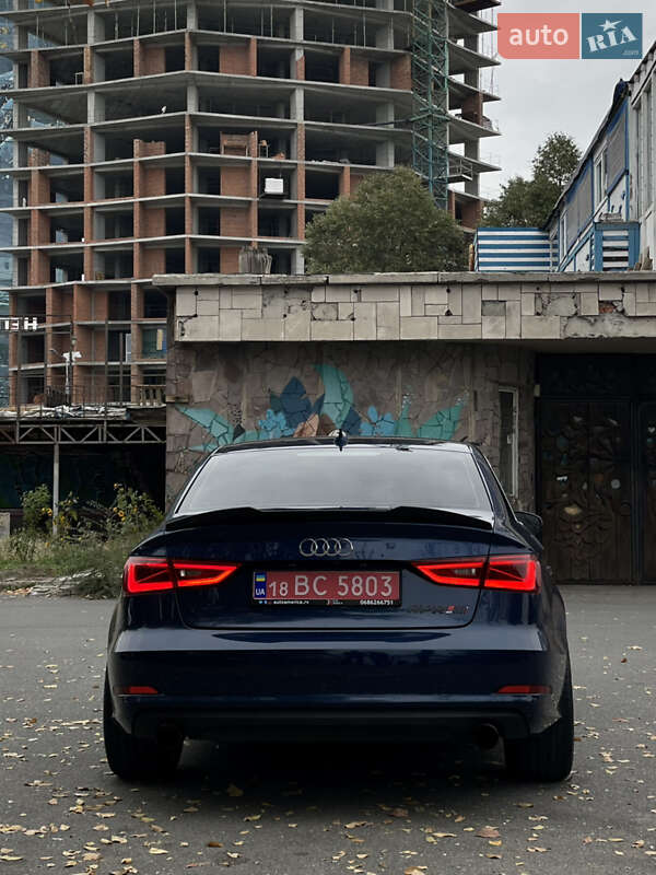 Седан Audi A3 2014 в Днепре