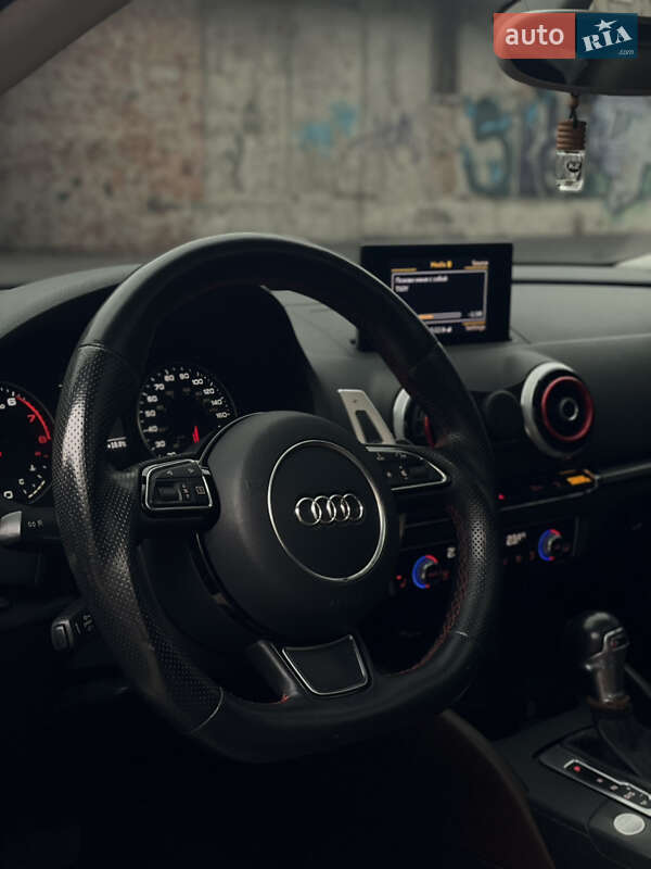 Седан Audi A3 2014 в Днепре