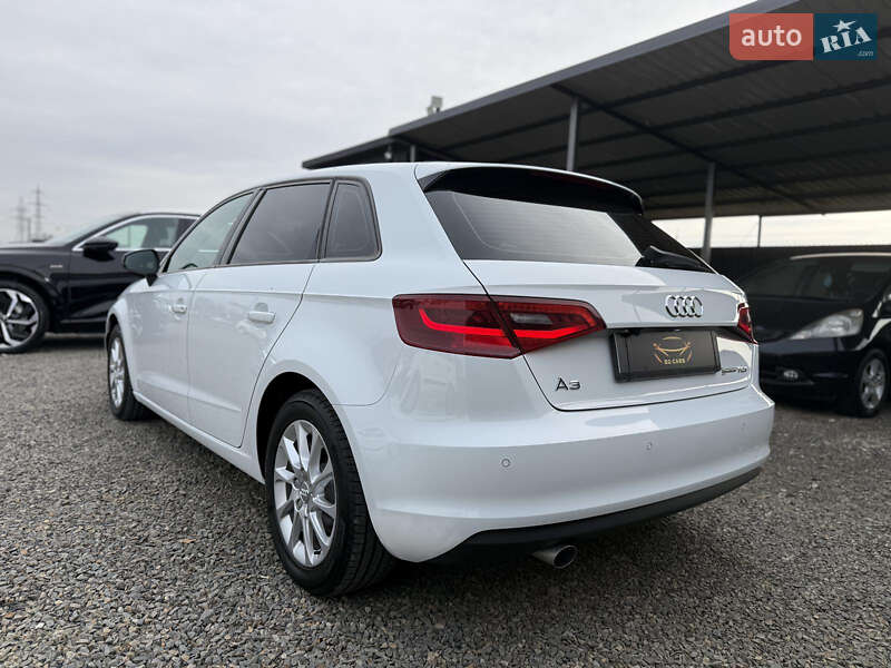 Хэтчбек Audi A3 2015 в Мукачево