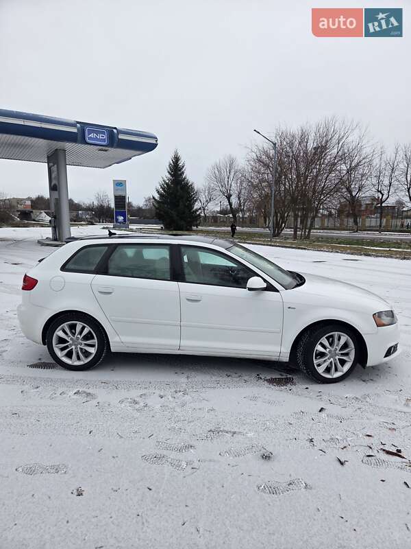 Хэтчбек Audi A3 2011 в Конотопе