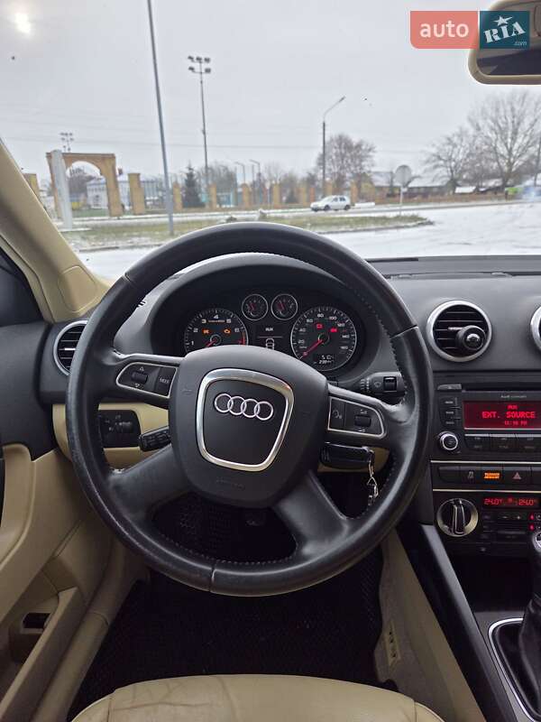 Хэтчбек Audi A3 2011 в Конотопе