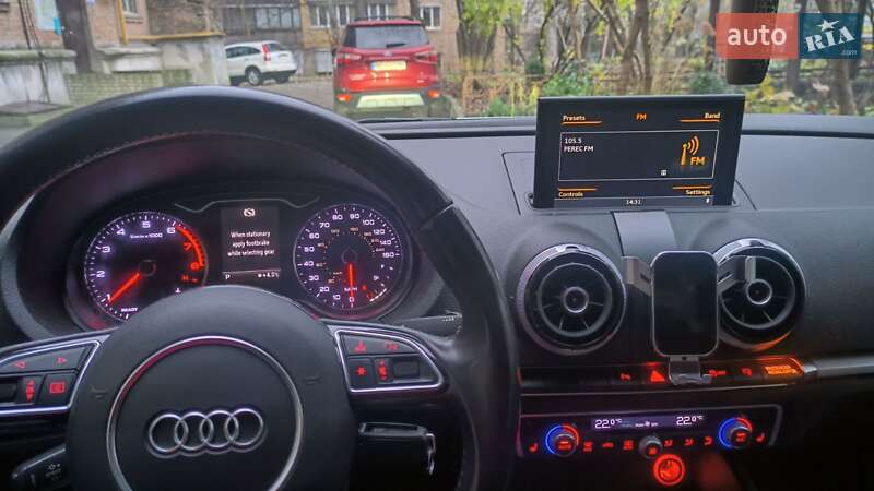 Седан Audi A3 2015 в Киеве
