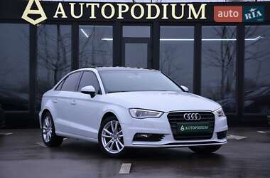 Седан Audi A3 2016 в Киеве