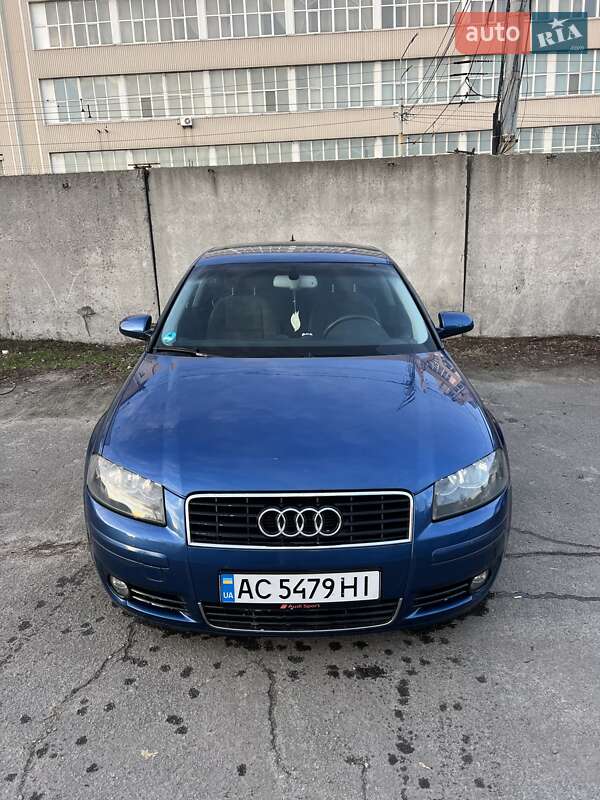 Хэтчбек Audi A3 2004 в Киеве