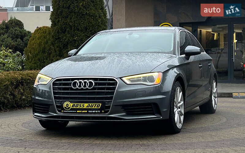 Седан Audi A3 2014 в Львові