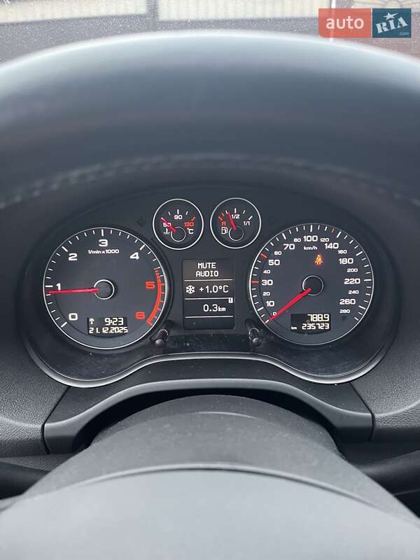 Хетчбек Audi A3 2010 в Корсунь-Шевченківському фото 12 Хетчбек Audi A3 2010 в Корсунь-Шевченківському