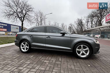 Седан Audi A3 2015 в Києві