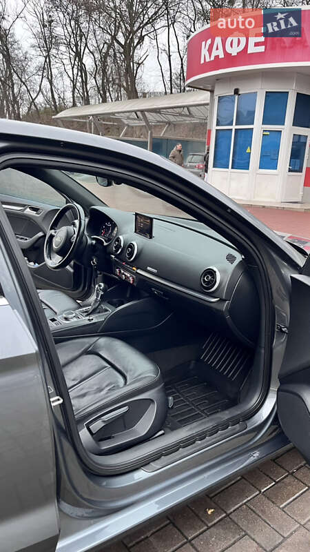 Седан Audi A3 2015 в Киеве