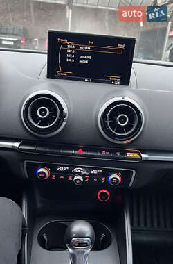 Седан Audi A3 2015 в Києві