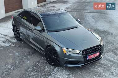Седан Audi A3 2015 в Ровно