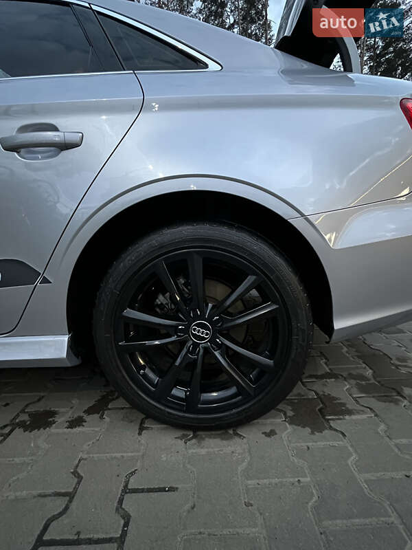 Седан Audi A3 2014 в Киеве