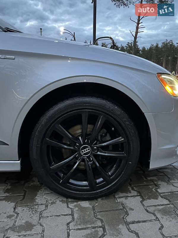 Седан Audi A3 2014 в Киеве