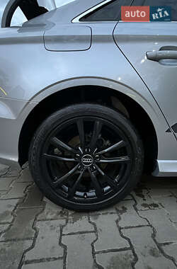 Седан Audi A3 2014 в Киеве