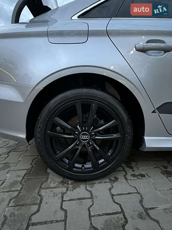 Седан Audi A3 2014 в Киеве