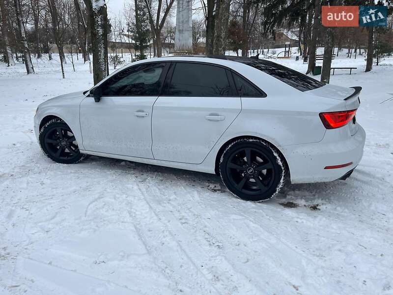Седан Audi A3 2014 в Києві