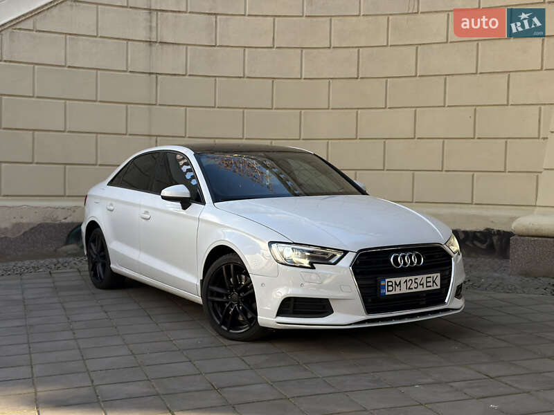Седан Audi A3 2014 в Одесі