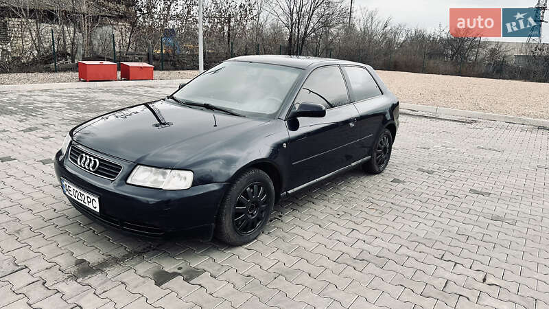 Хэтчбек Audi A3 1998 в Кривом Роге