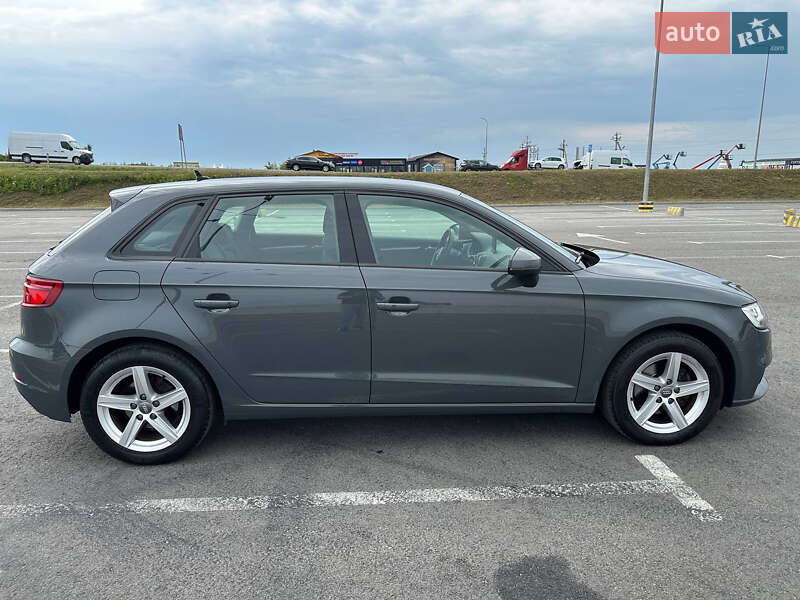 Хэтчбек Audi A3 2019 в Радехове фото 8 Хэтчбек Audi A3 2019 в Радехове