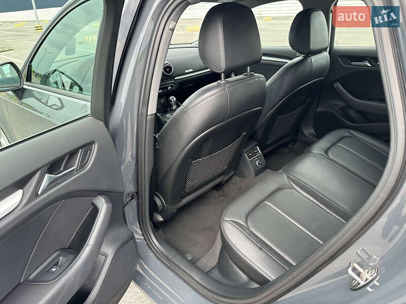 Хэтчбек Audi A3 2019 в Радехове фото 17 Хэтчбек Audi A3 2019 в Радехове