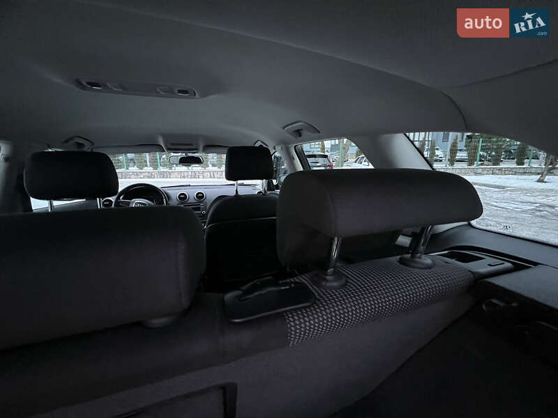 Хэтчбек Audi A3 2009 в Луцке