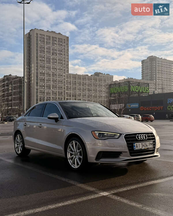 Седан Audi A3 2014 в Киеве