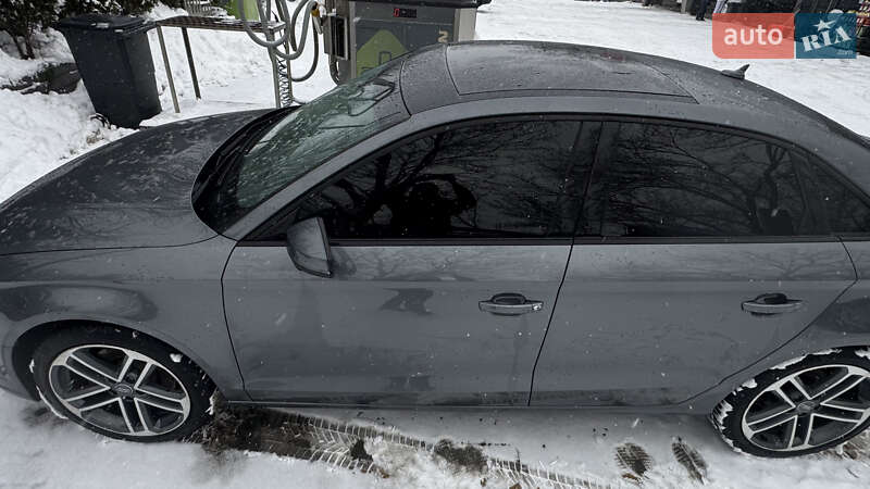 Седан Audi A3 2017 в Ізюмі